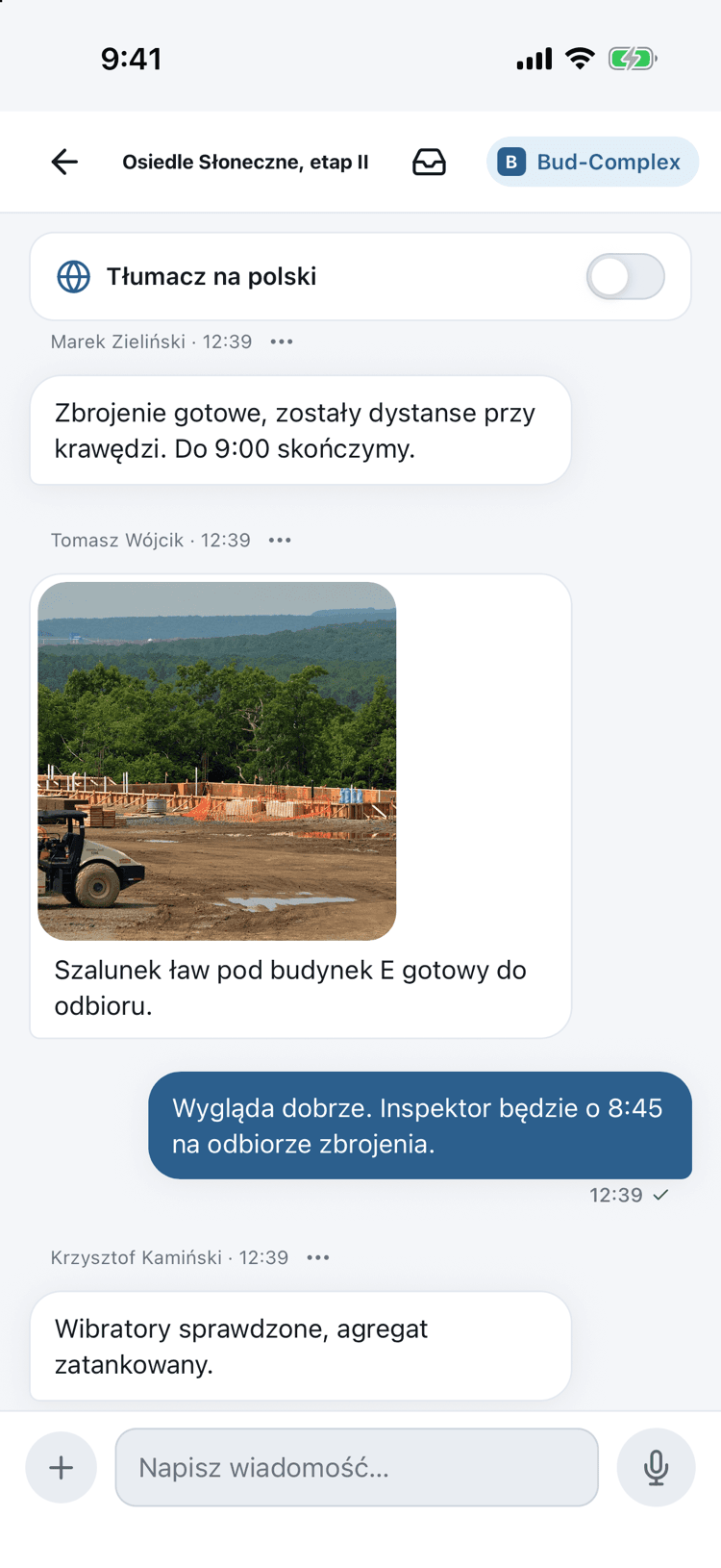 Czat budowy w aplikacji mobilnej
